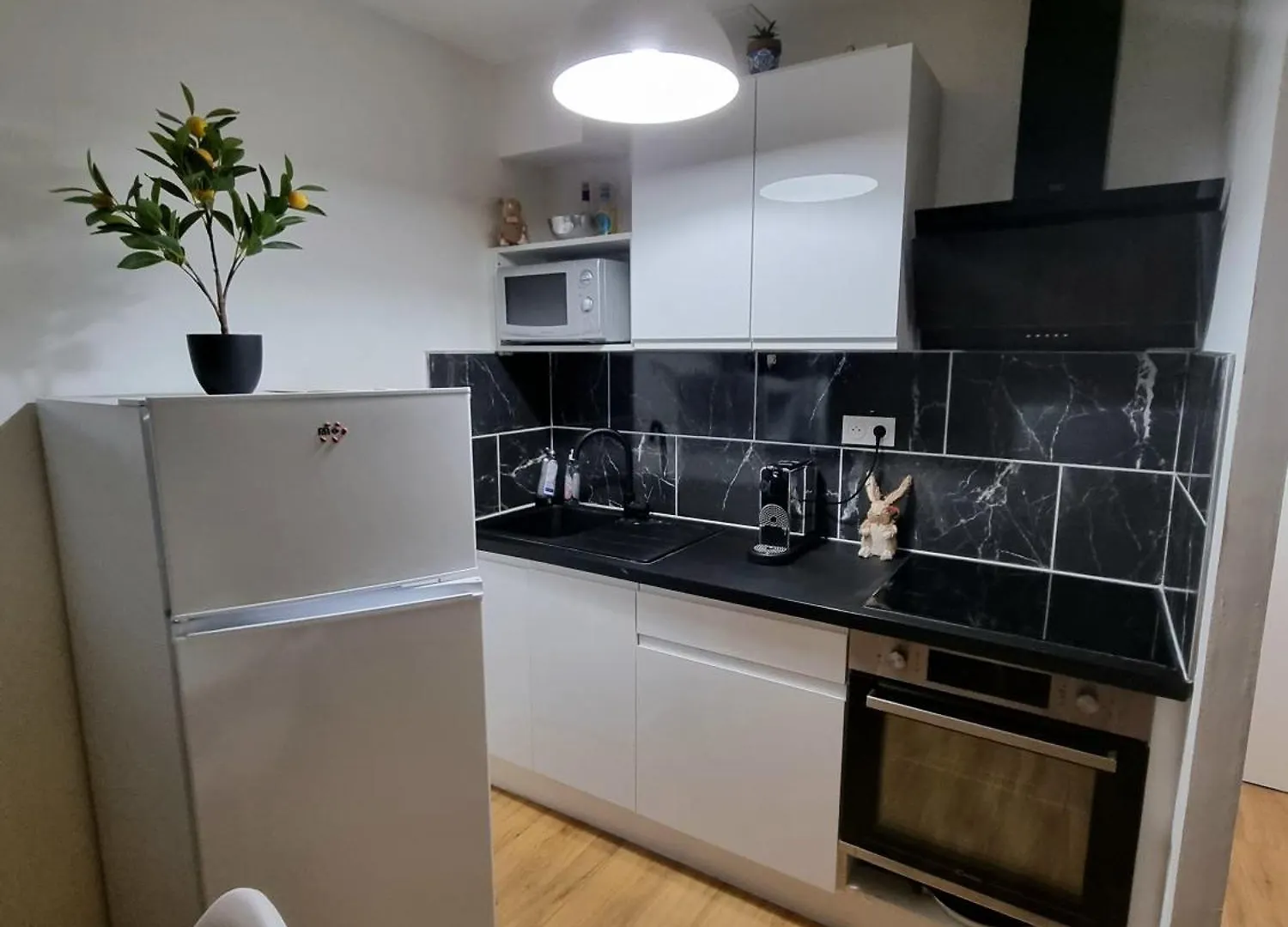 Appartement T2 Proche Plage Des Catalans Μασσαλία